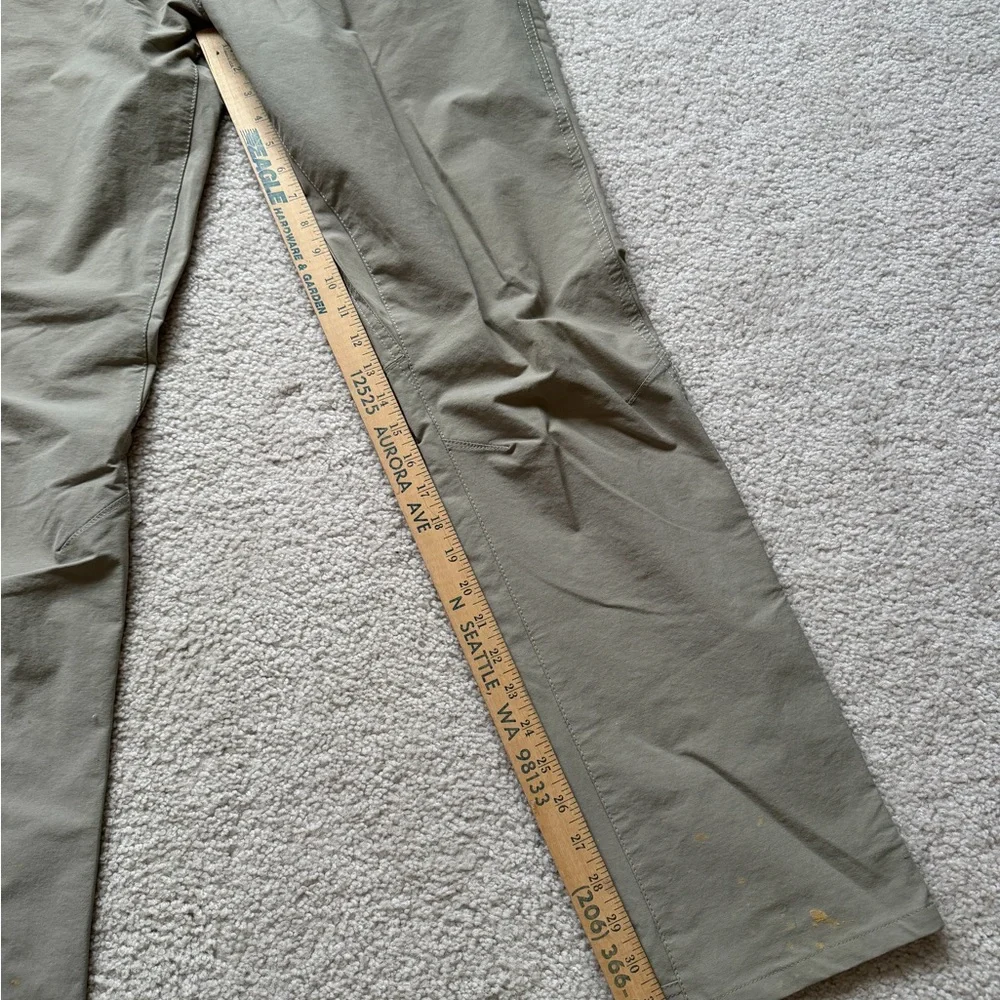 Kuhl Pants Mens 33x34 (32x32) Khaki Beige Hiking Outdoor Stretch Trail - Picture 4 of 8